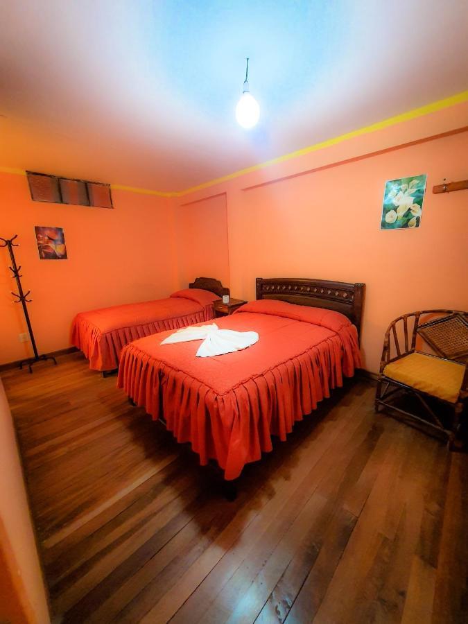 Hostal Luz Yhobimar Copacabana  Eksteriør billede