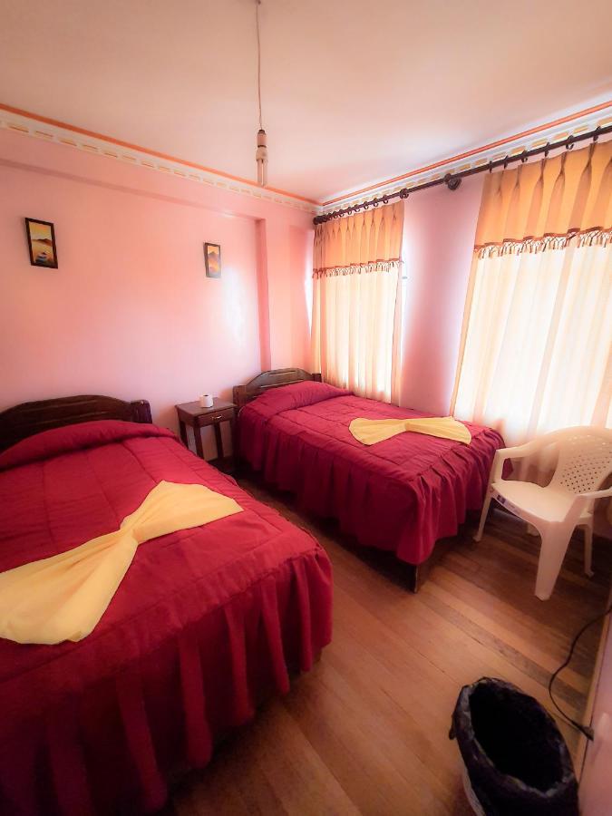 Hostal Luz Yhobimar Copacabana  Eksteriør billede