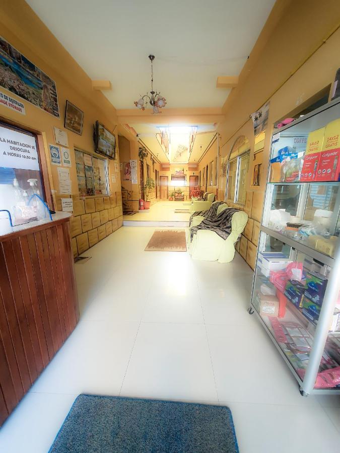 Hostal Luz Yhobimar Copacabana  Eksteriør billede