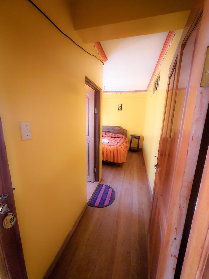Hostal Luz Yhobimar Copacabana  Eksteriør billede